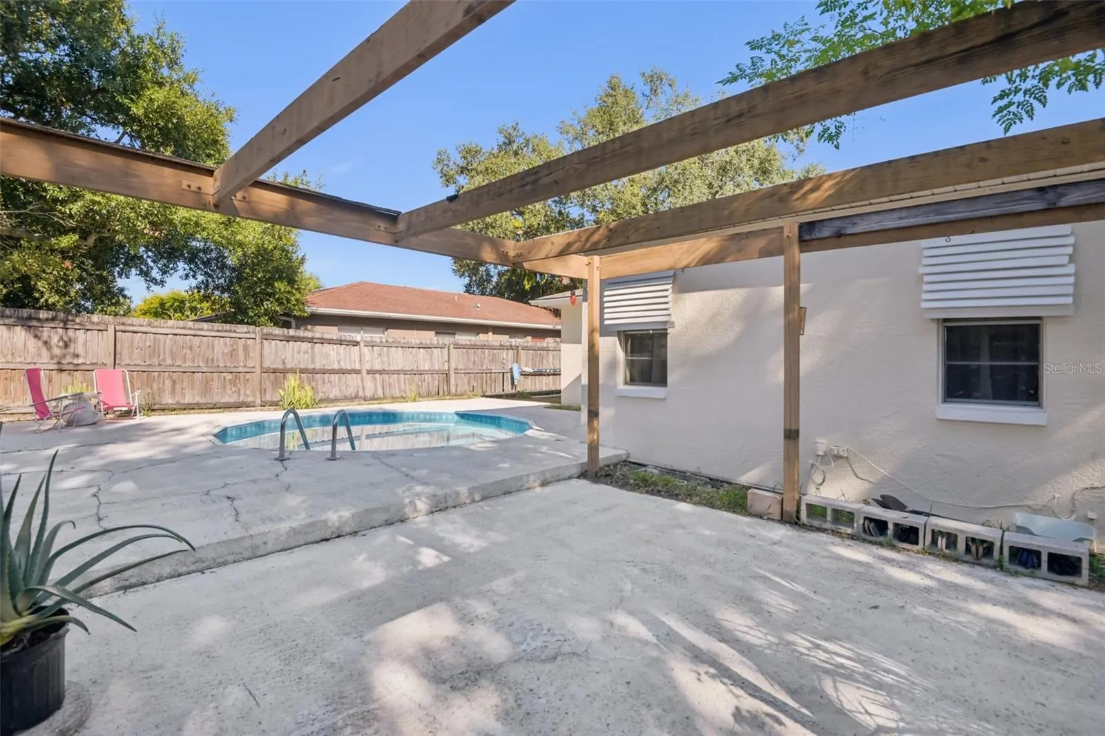 440 EVERGREEN DR