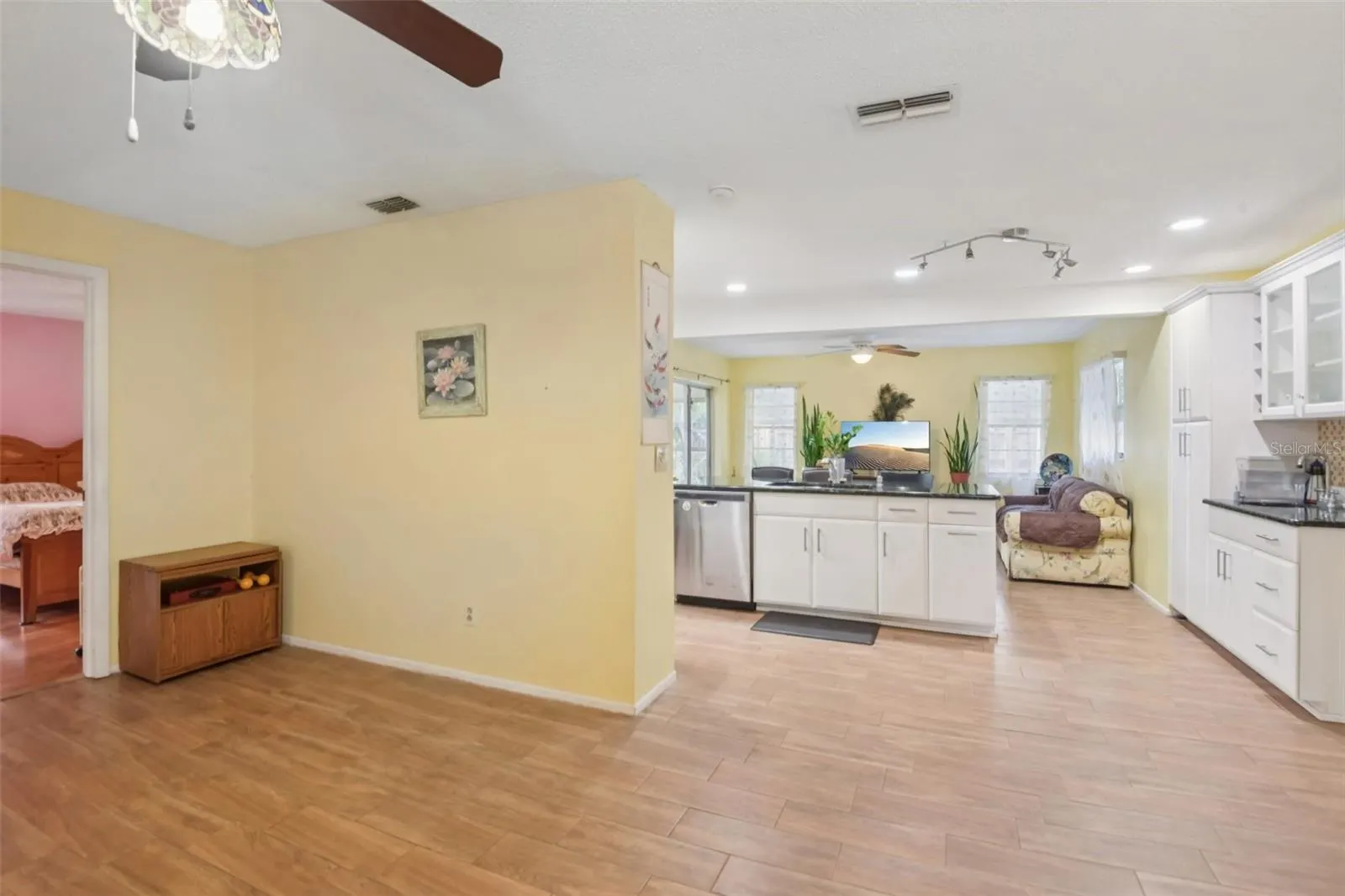 440 EVERGREEN DR