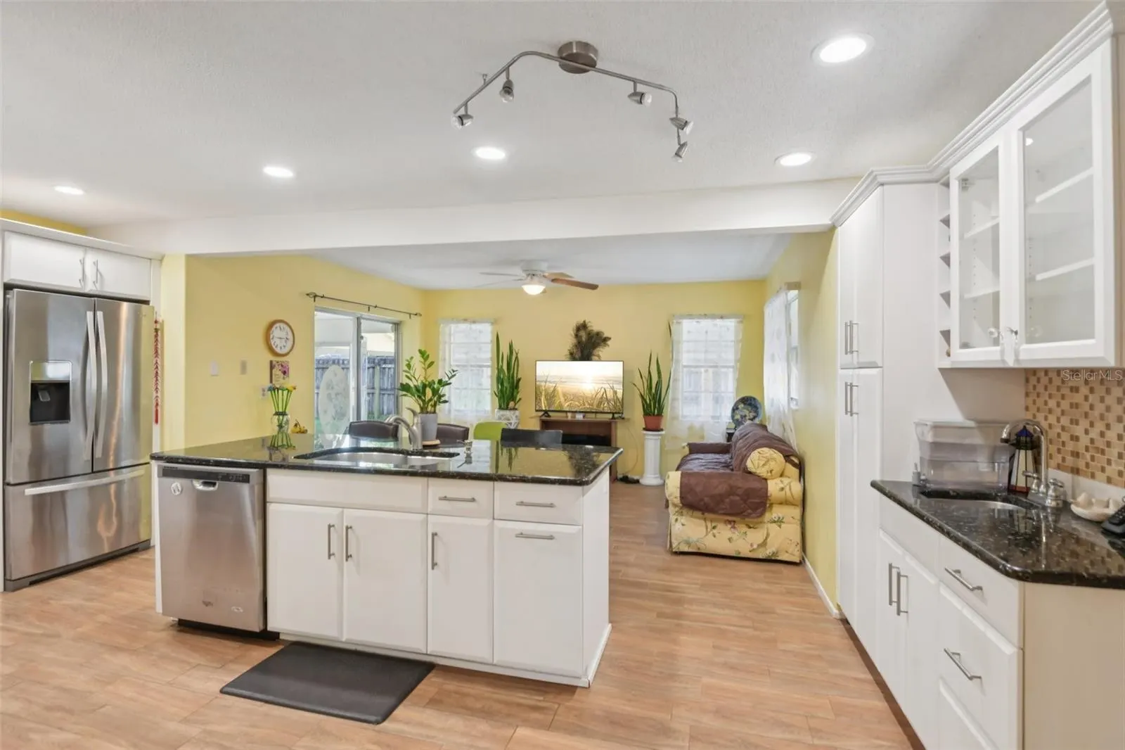440 EVERGREEN DR