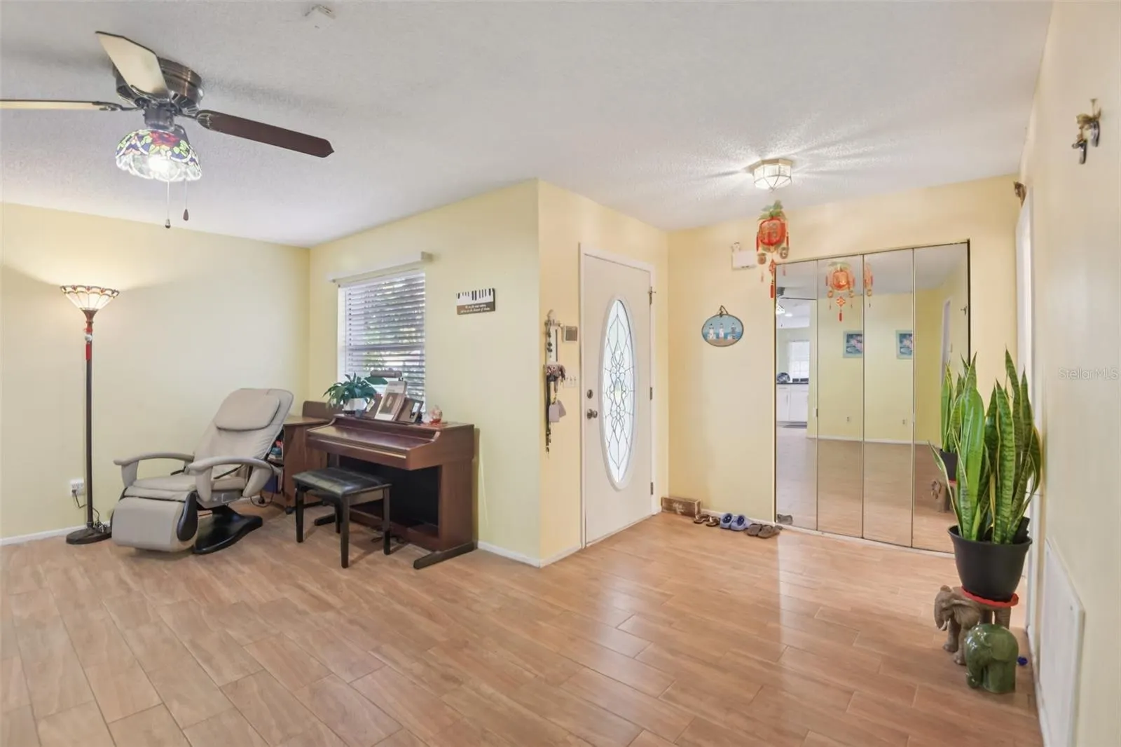 440 EVERGREEN DR