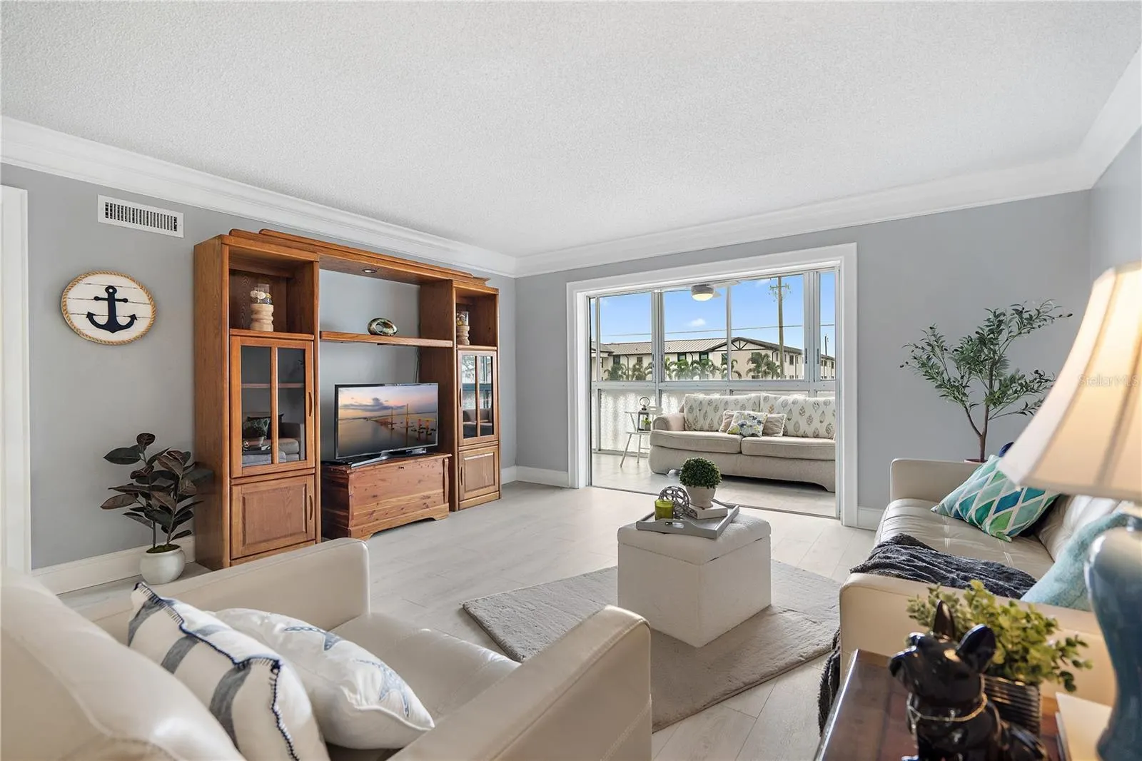 131 BLUFF VIEW DR #109, #109