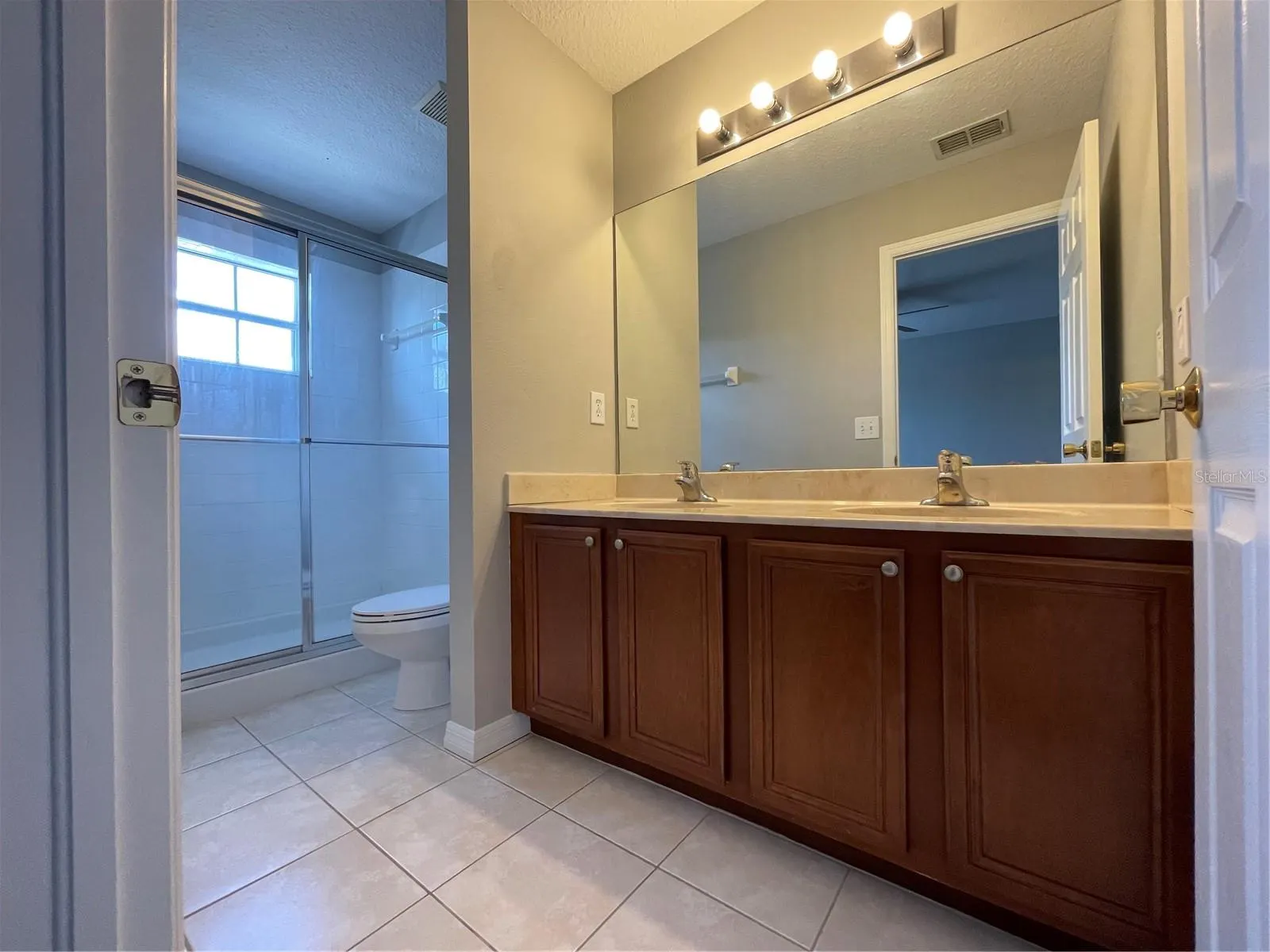 20438 NEEDLETREE DR