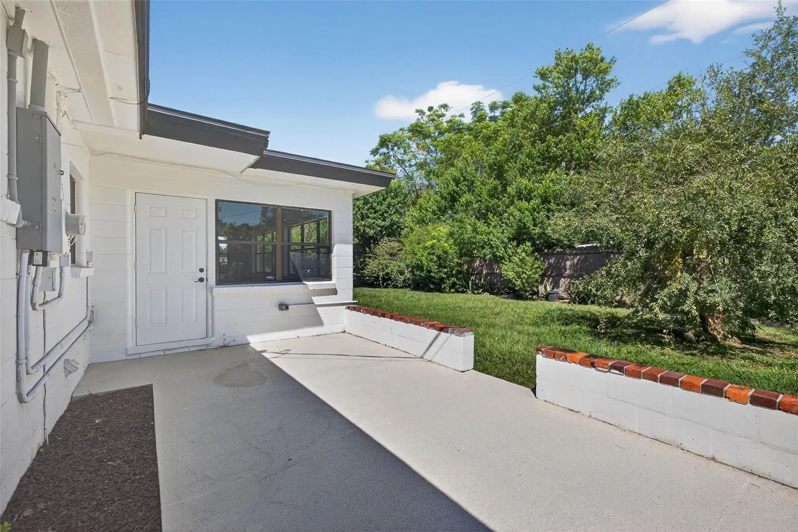 206 FOREST PARK AVE