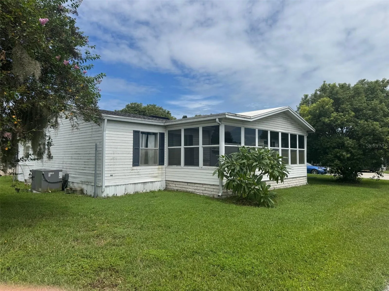 447 OAK RDG W