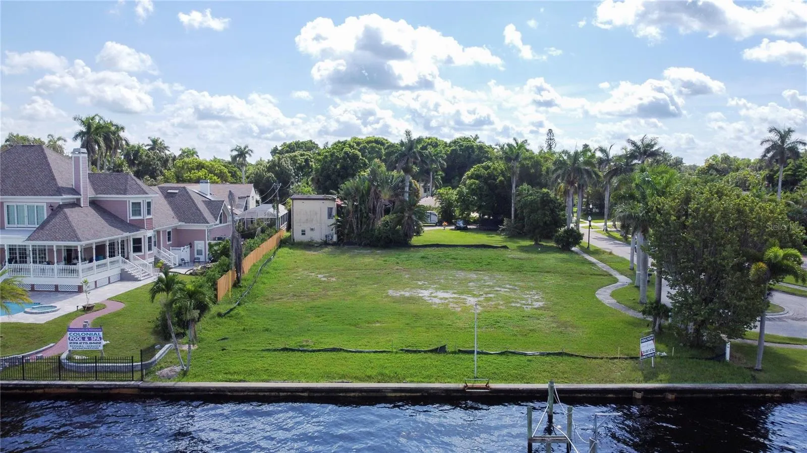 1301 RIO VISTA AVE