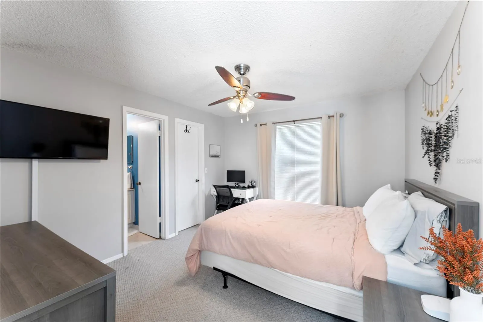 10024 STRAFFORD OAK CT #809, #809