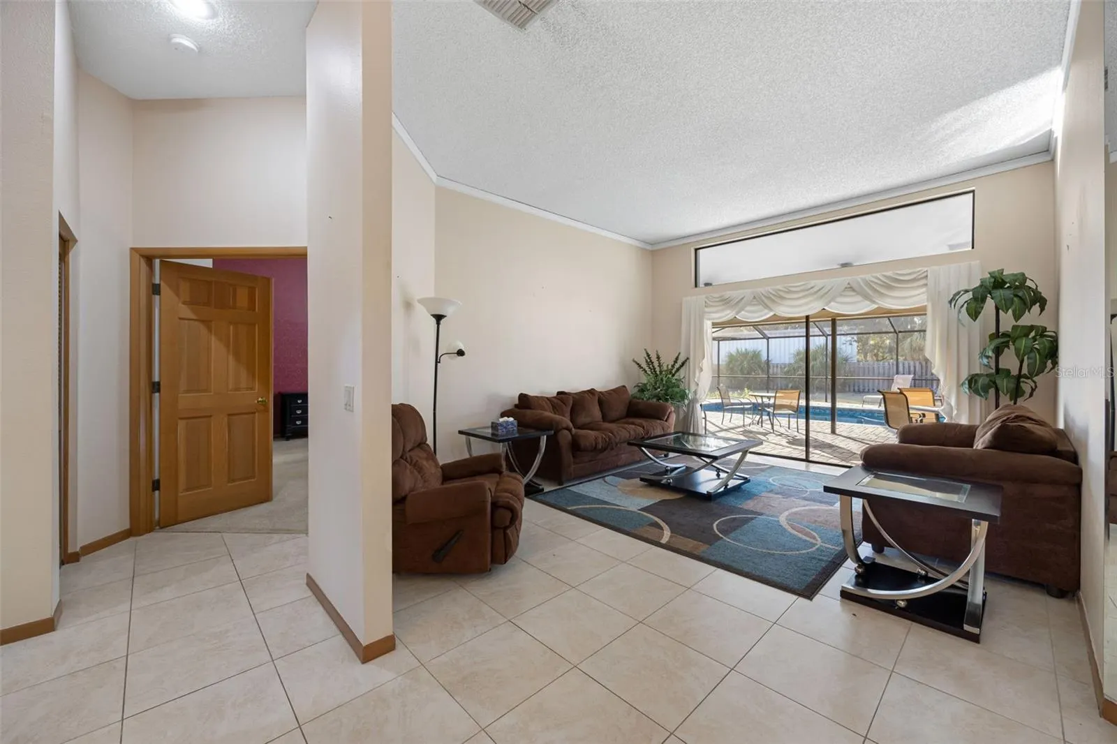 1304 N JASMINE AVE