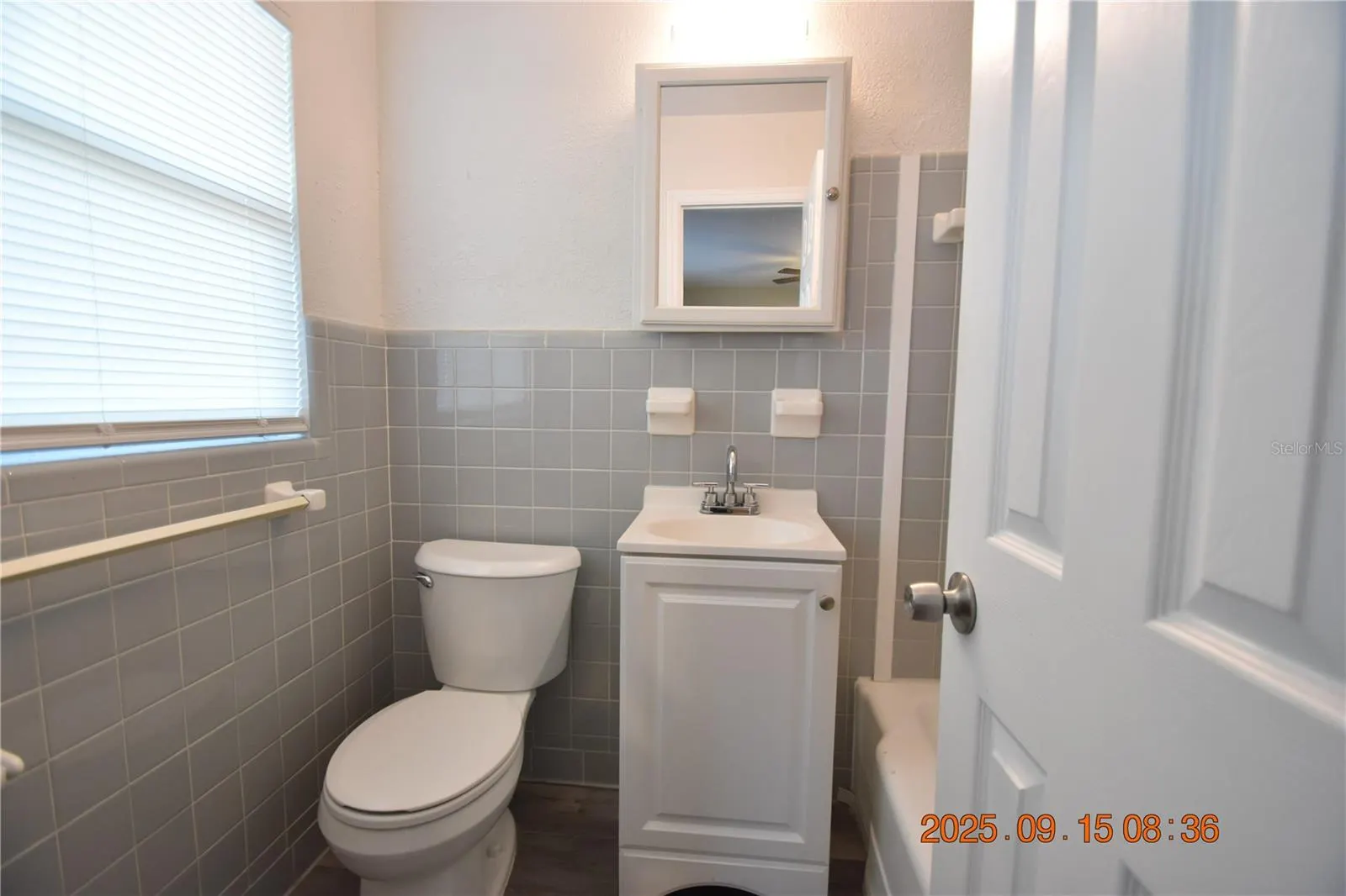302 DANUBE AVE #6, #6