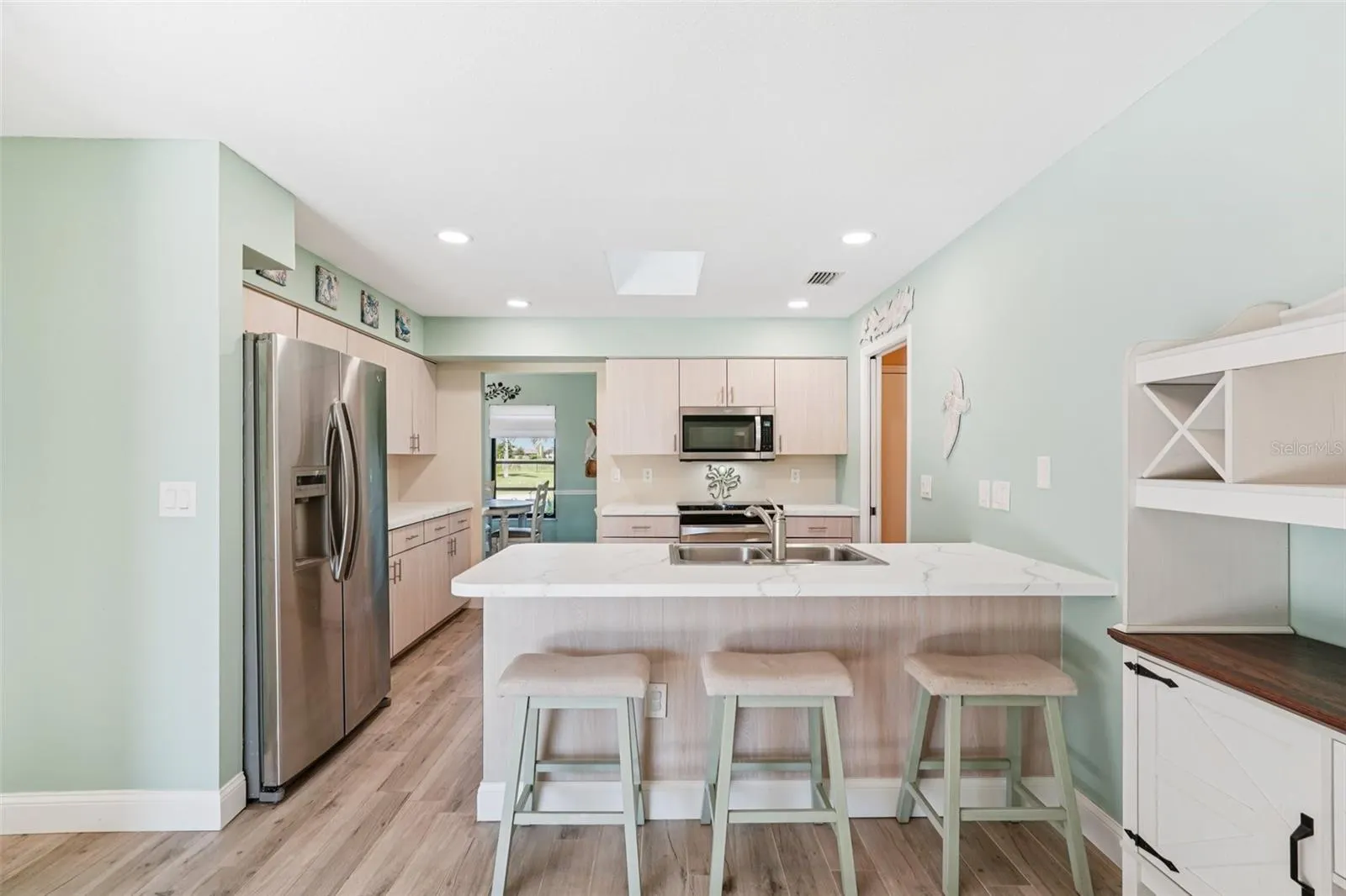 13 BUNKER LN