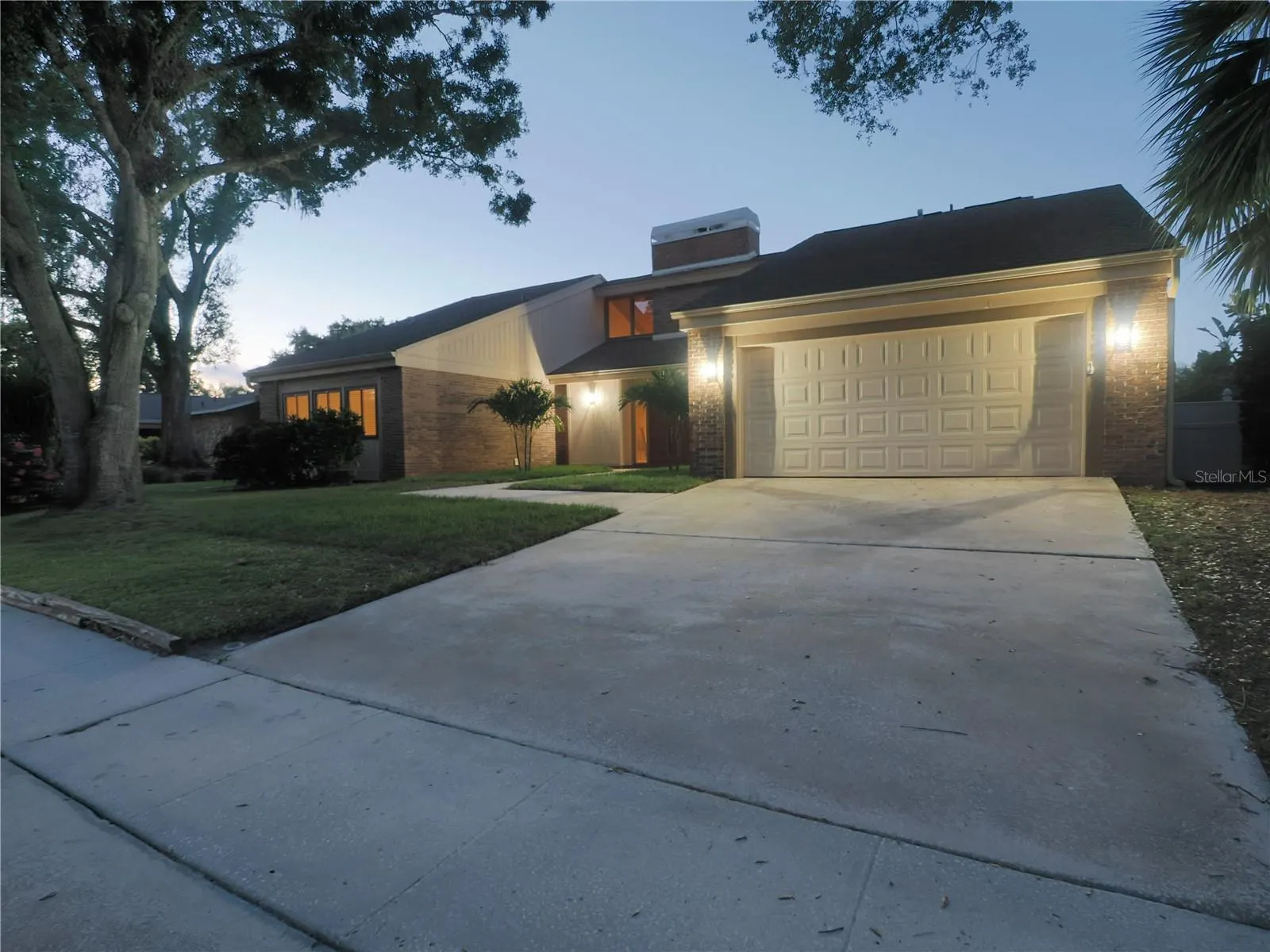 190 WATER OAK WAY