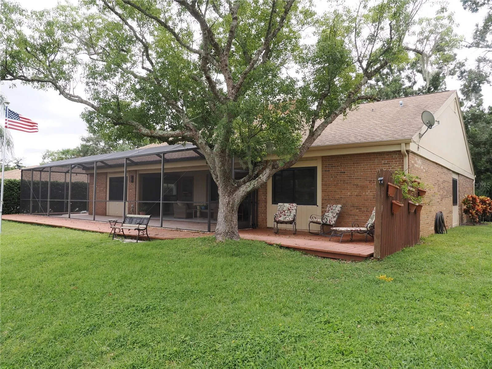 190 WATER OAK WAY