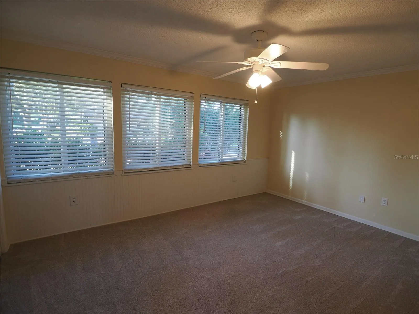190 WATER OAK WAY