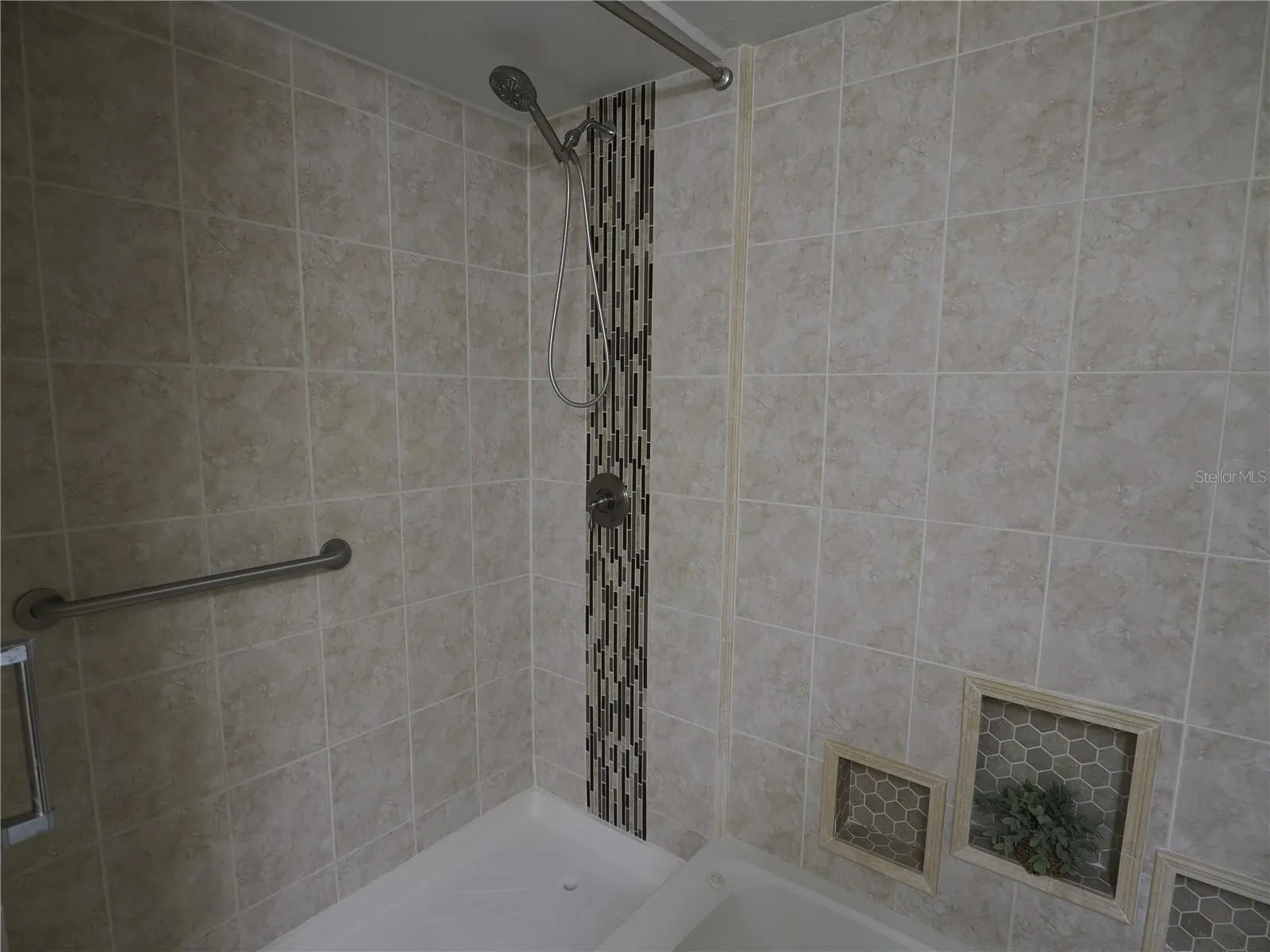 190 WATER OAK WAY