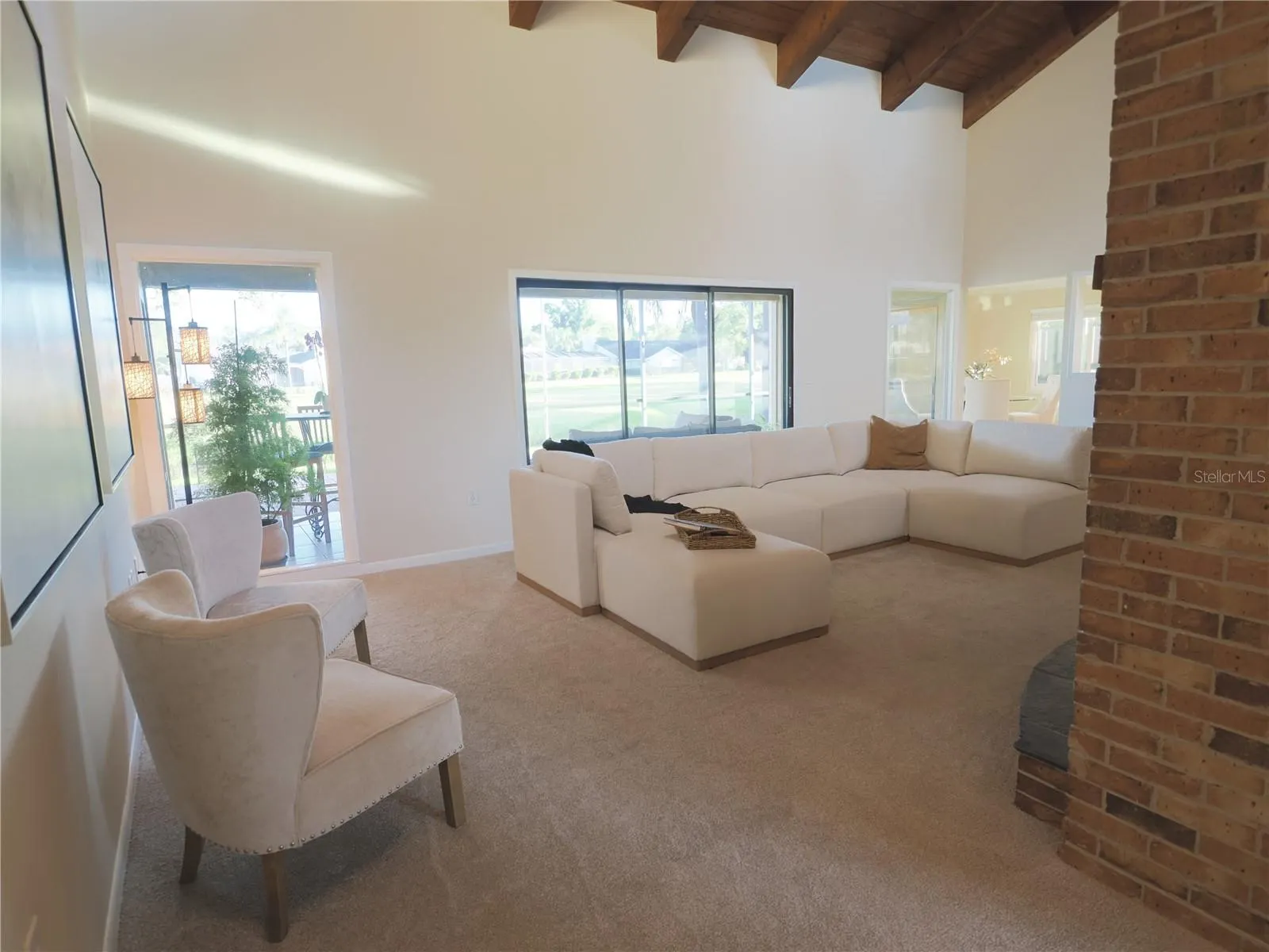 190 WATER OAK WAY