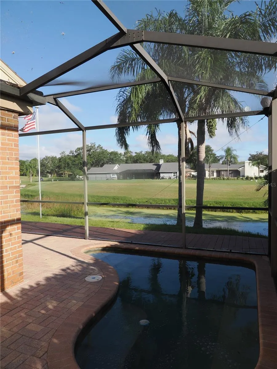 190 WATER OAK WAY