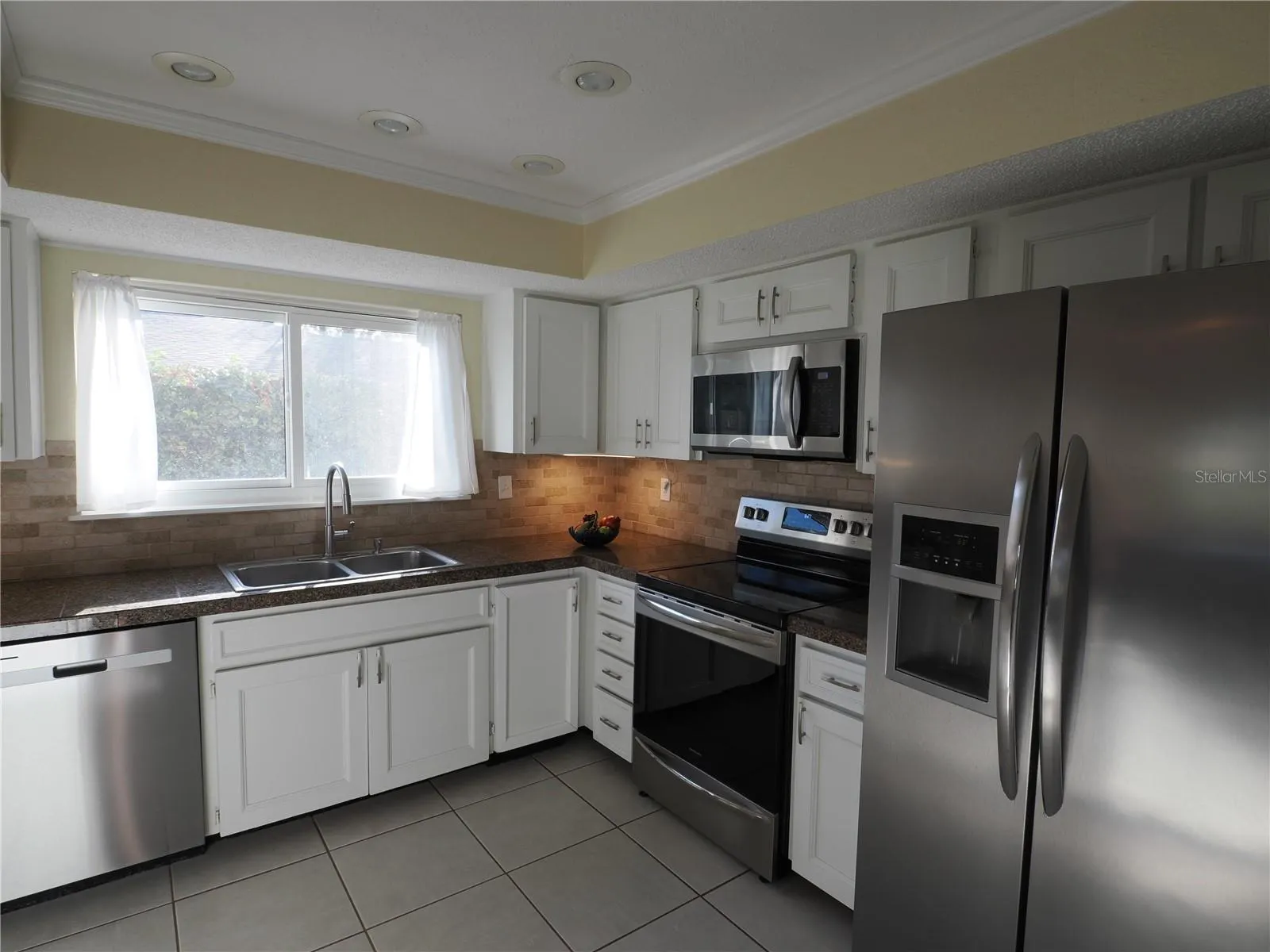190 WATER OAK WAY