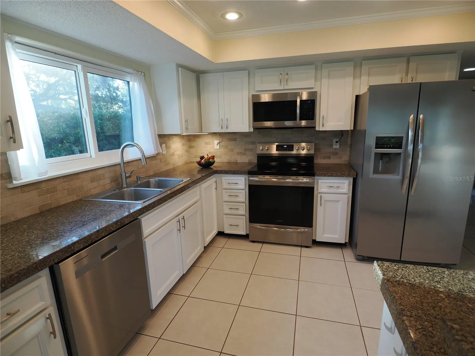 190 WATER OAK WAY
