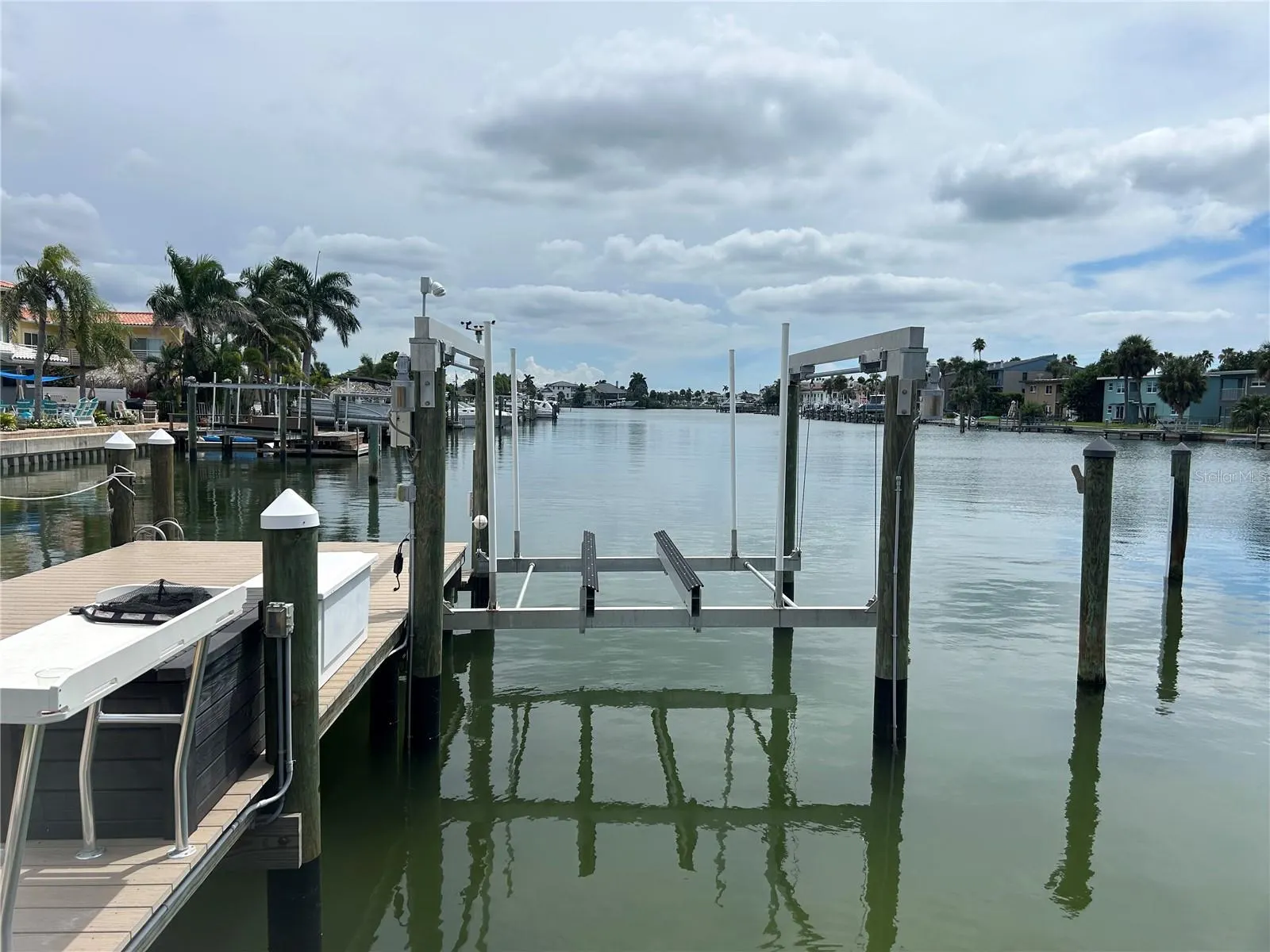 365 CAPRI BLVD