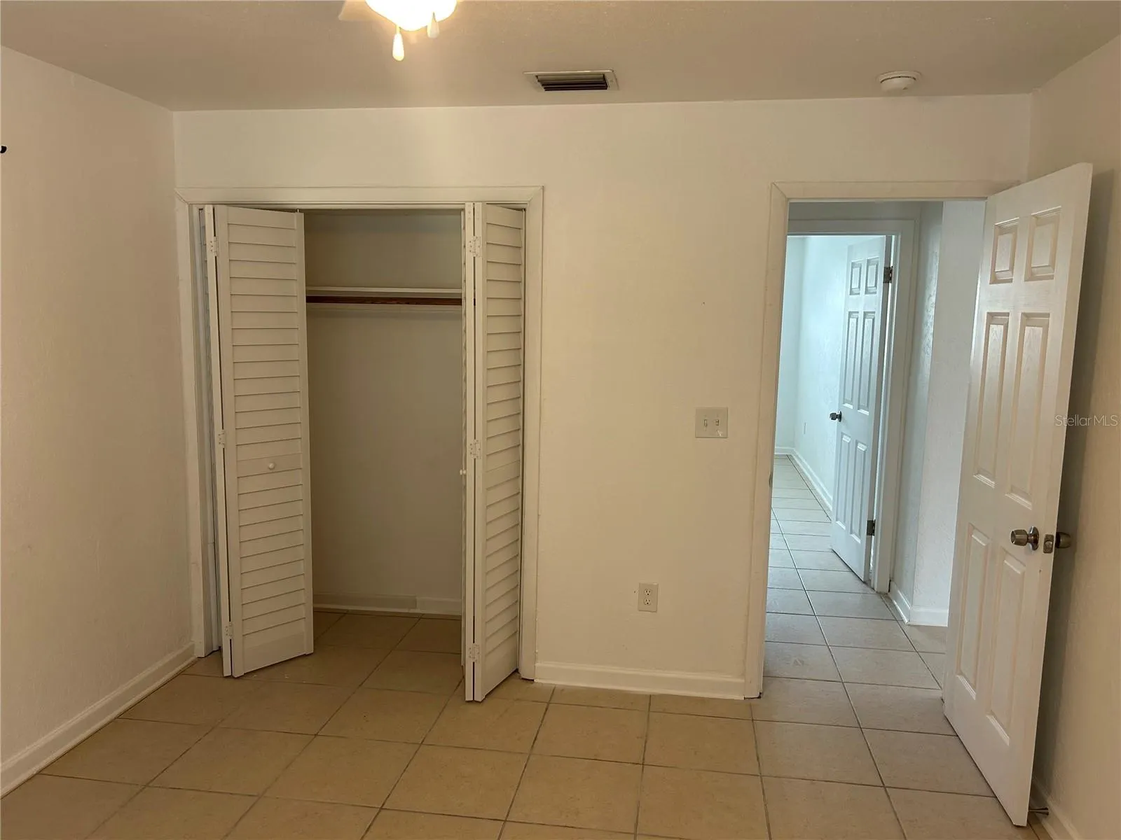 365 CAPRI BLVD