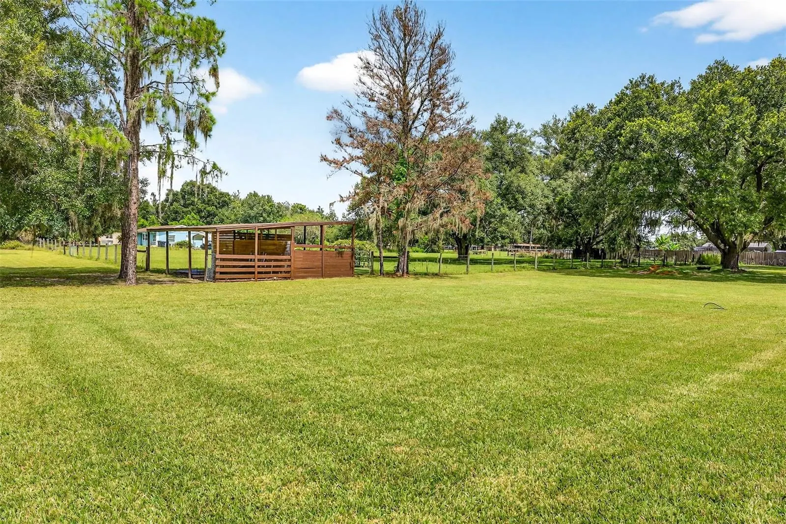 8410 W KNIGHTS GRIFFIN RD