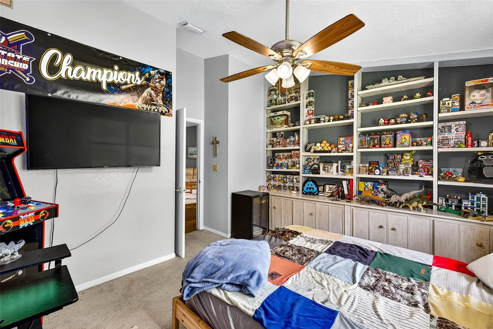 8410 W KNIGHTS GRIFFIN RD