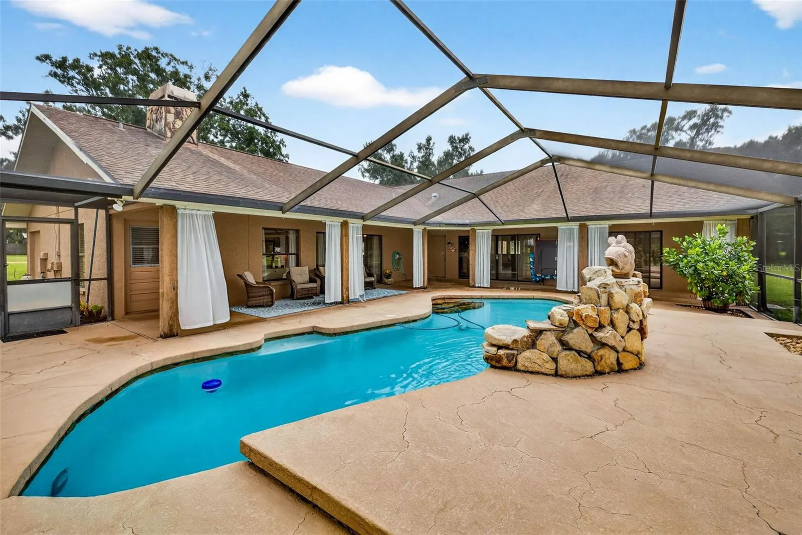 8410 W KNIGHTS GRIFFIN RD