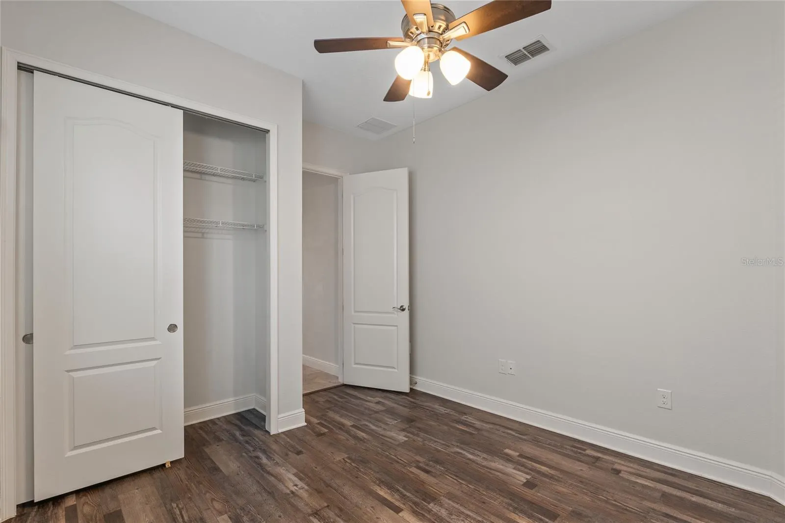 2460 PROMENADE DR