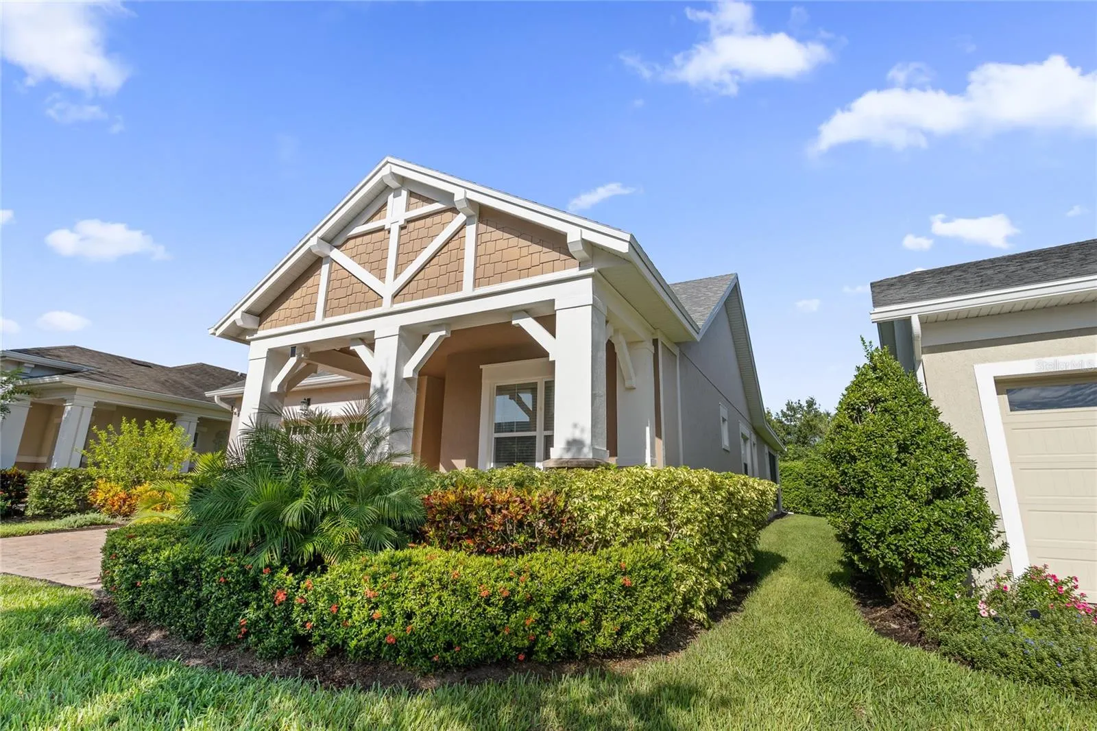 2460 PROMENADE DR