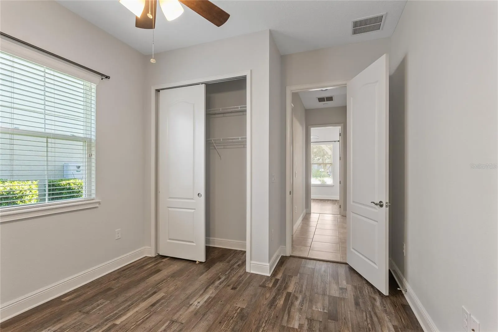 2460 PROMENADE DR