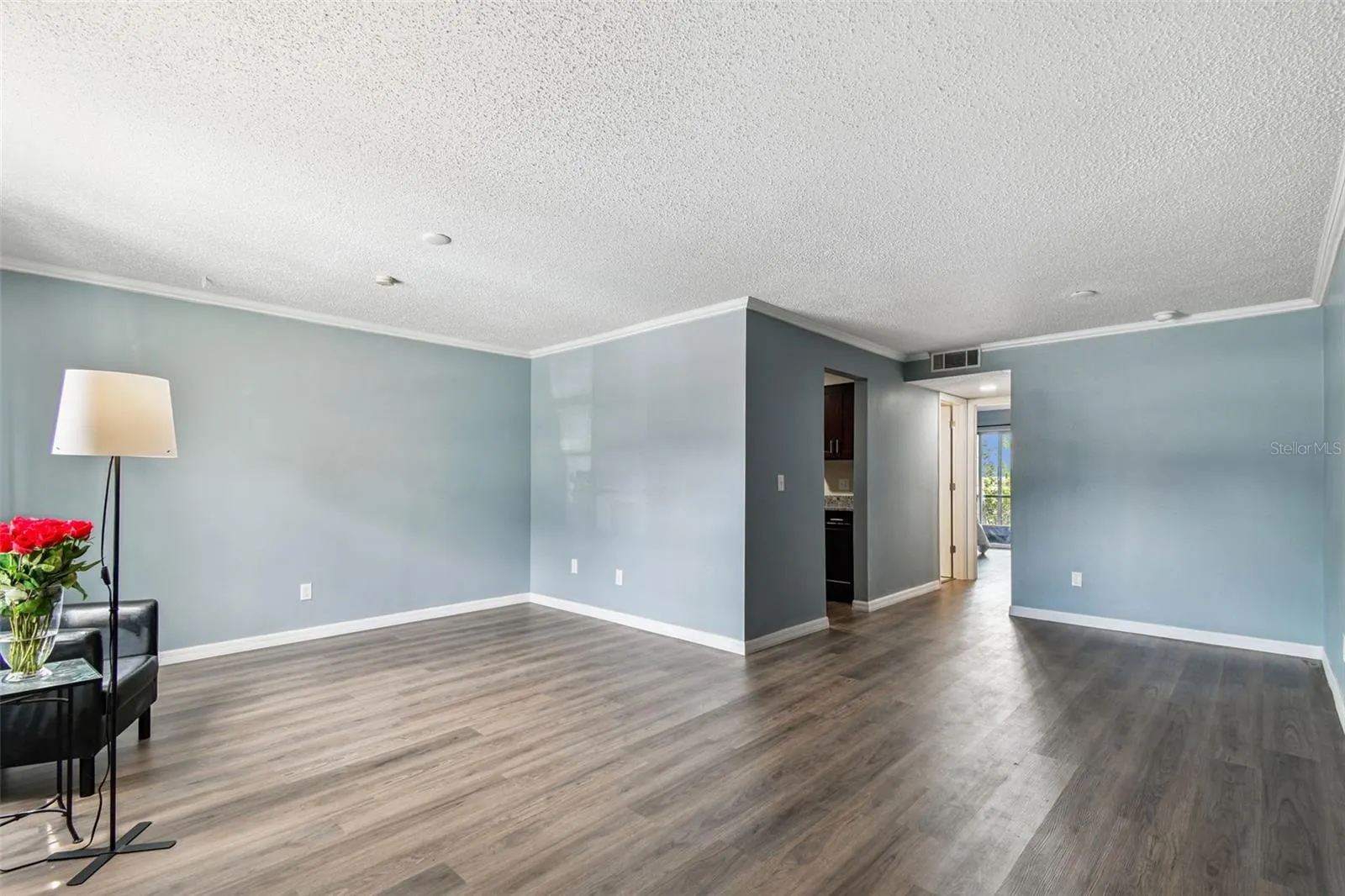 9115 TUDOR DR #E106, #E106