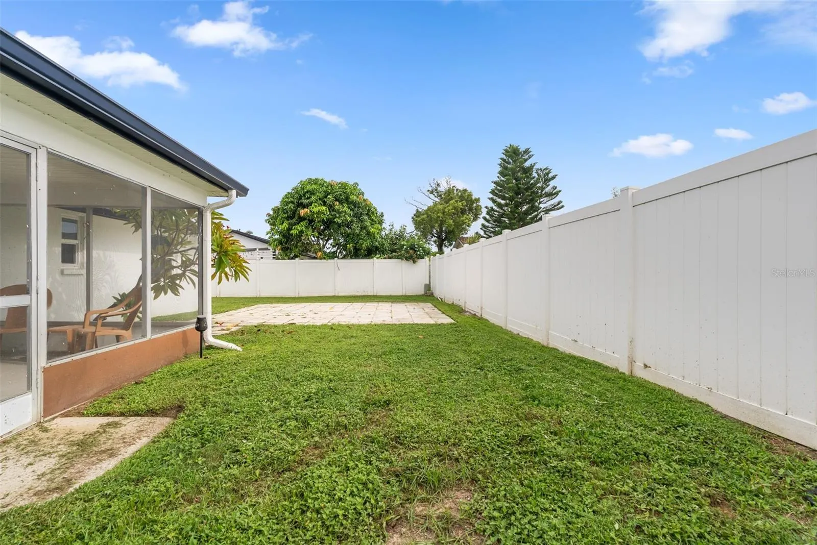 504 RED MANGROVE LN