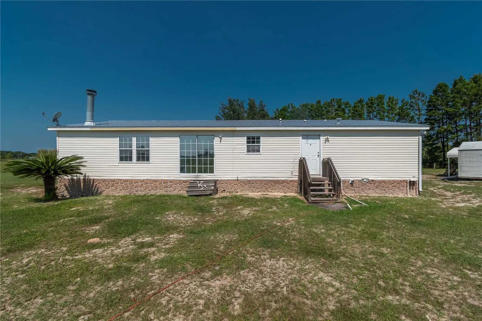 2061 NW 165TH COURT RD