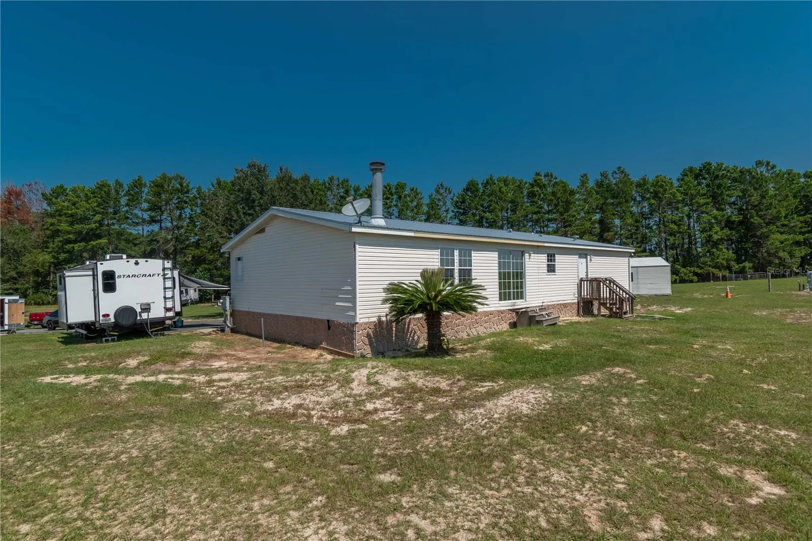 2061 NW 165TH COURT RD