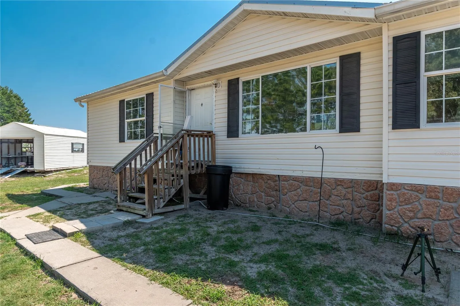 2061 NW 165TH COURT RD