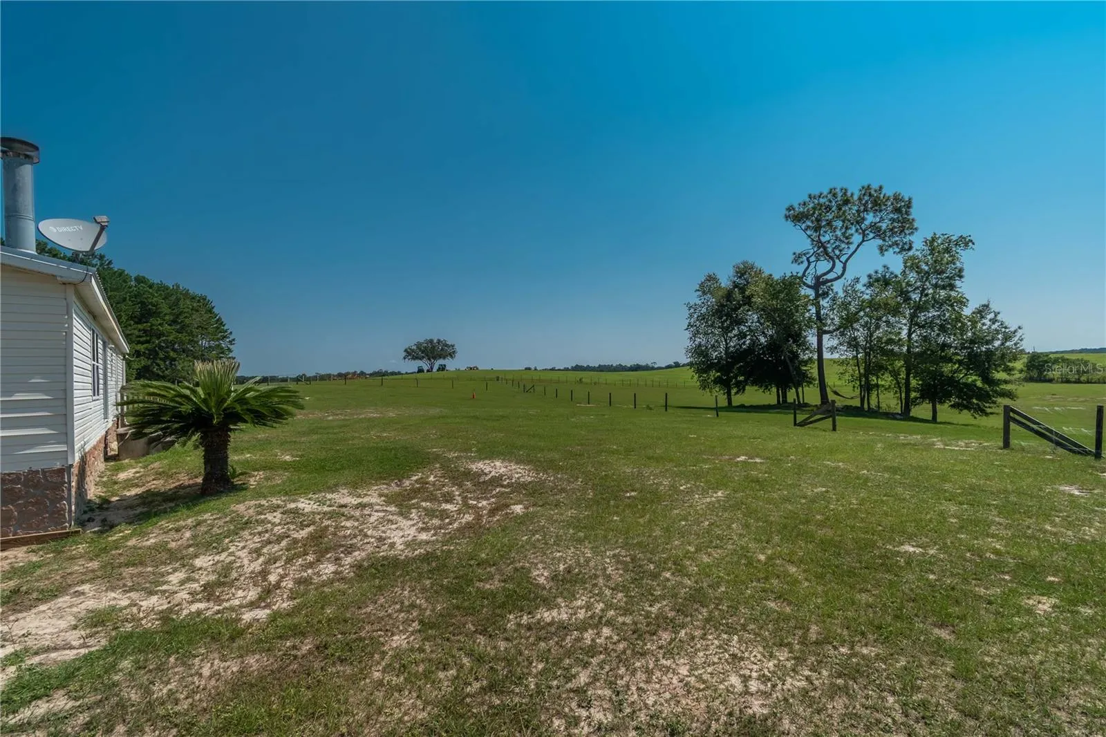 2061 NW 165TH COURT RD