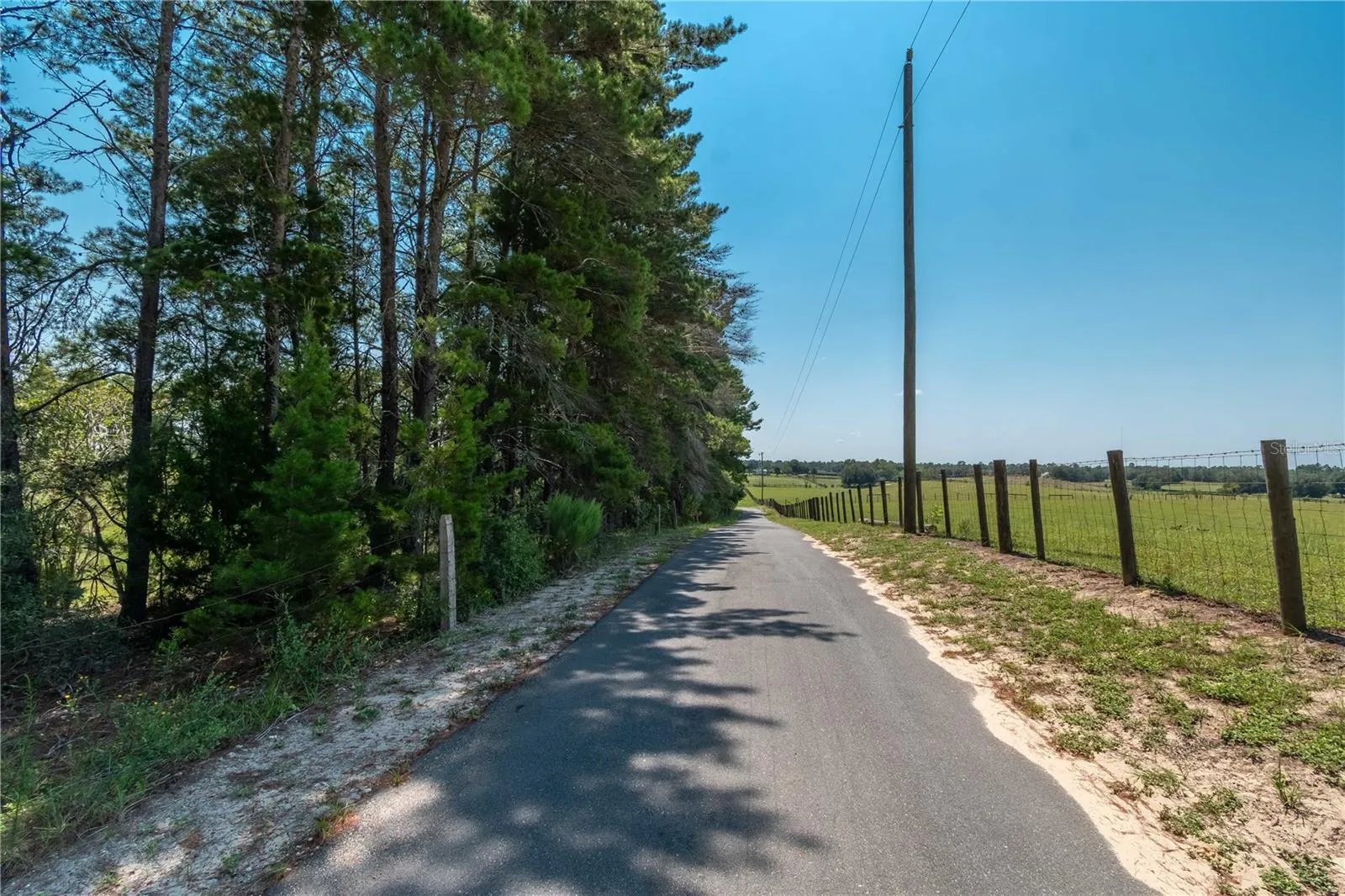 2061 NW 165TH COURT RD