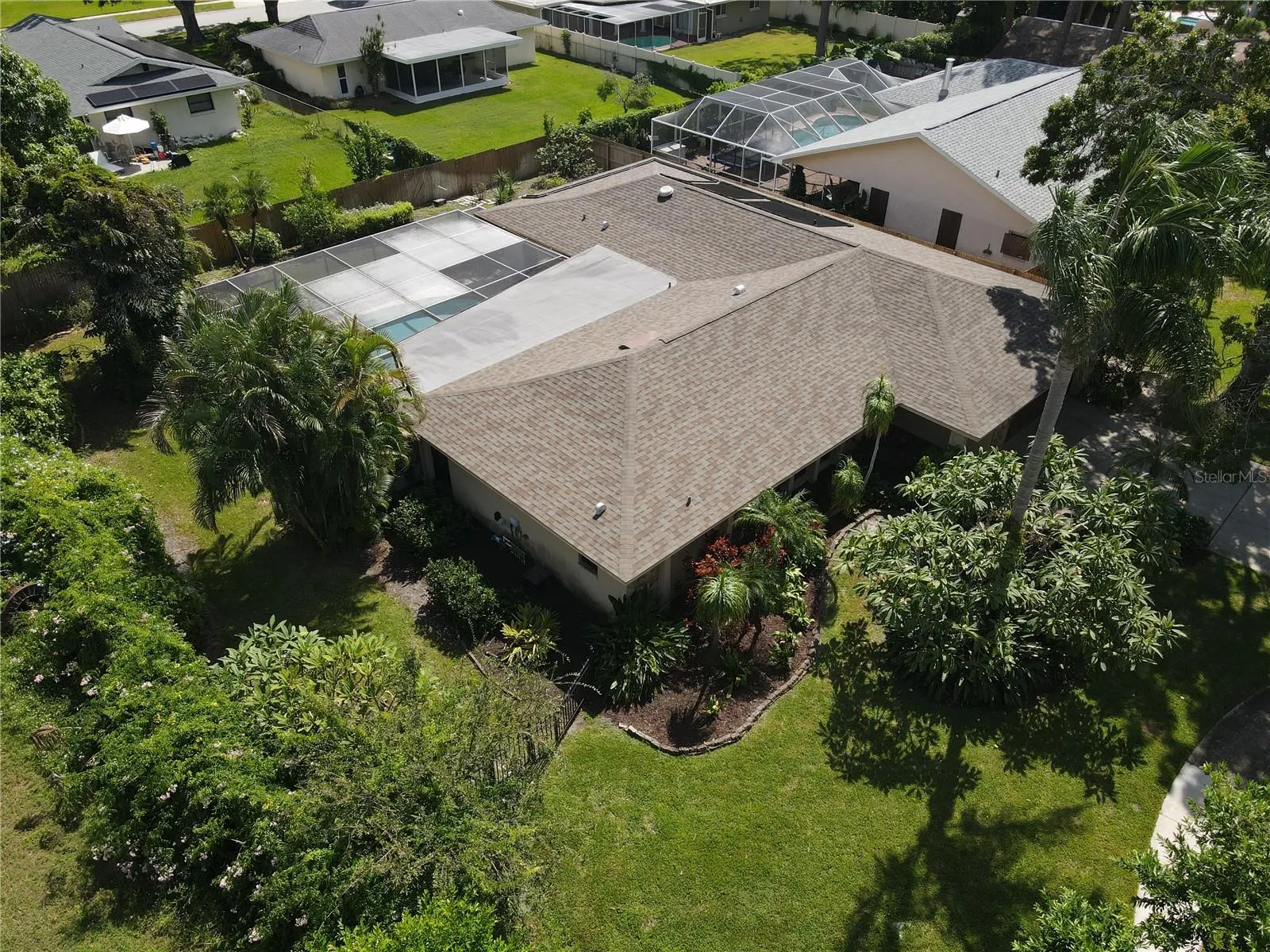 7595 PINE VALLEY LN