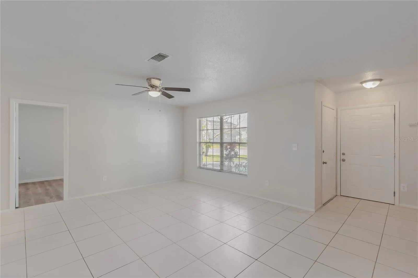 2813 20TH AVE W