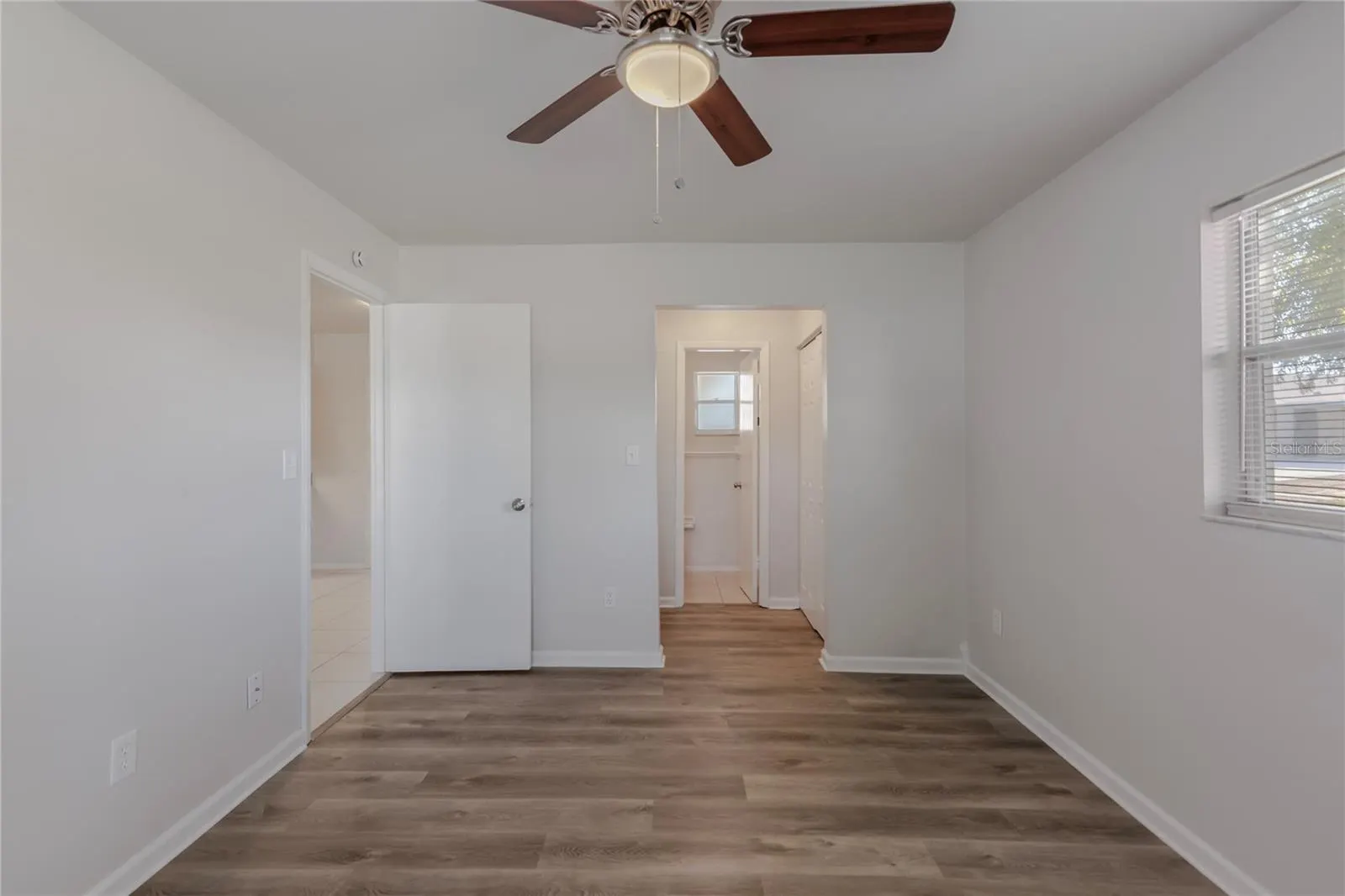 2813 20TH AVE W