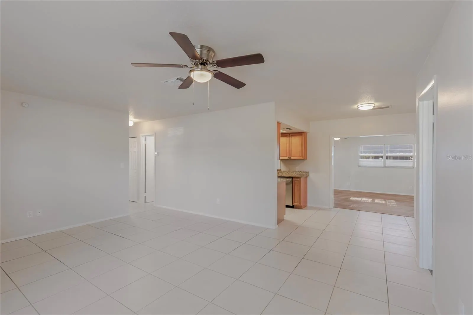 2813 20TH AVE W