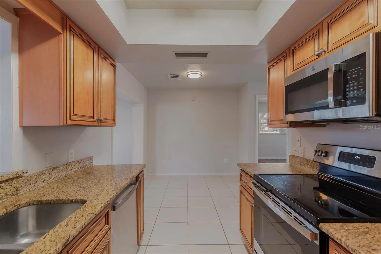 2813 20TH AVE W