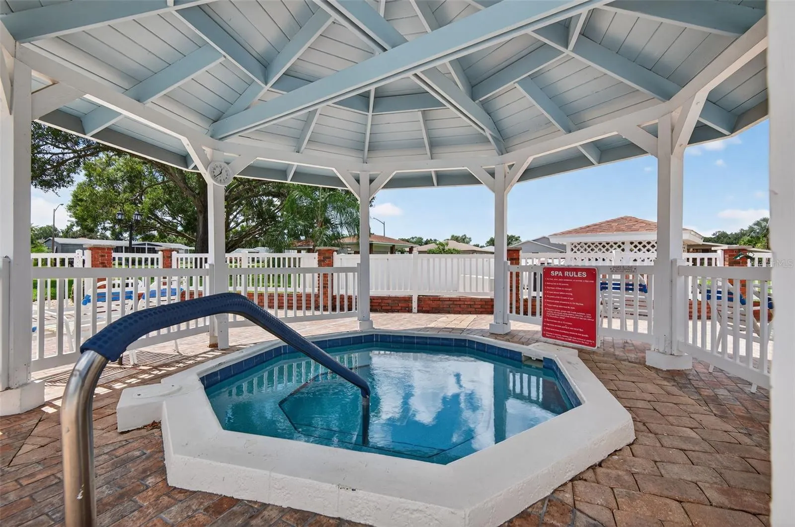4836 GOLDENVIEW LN