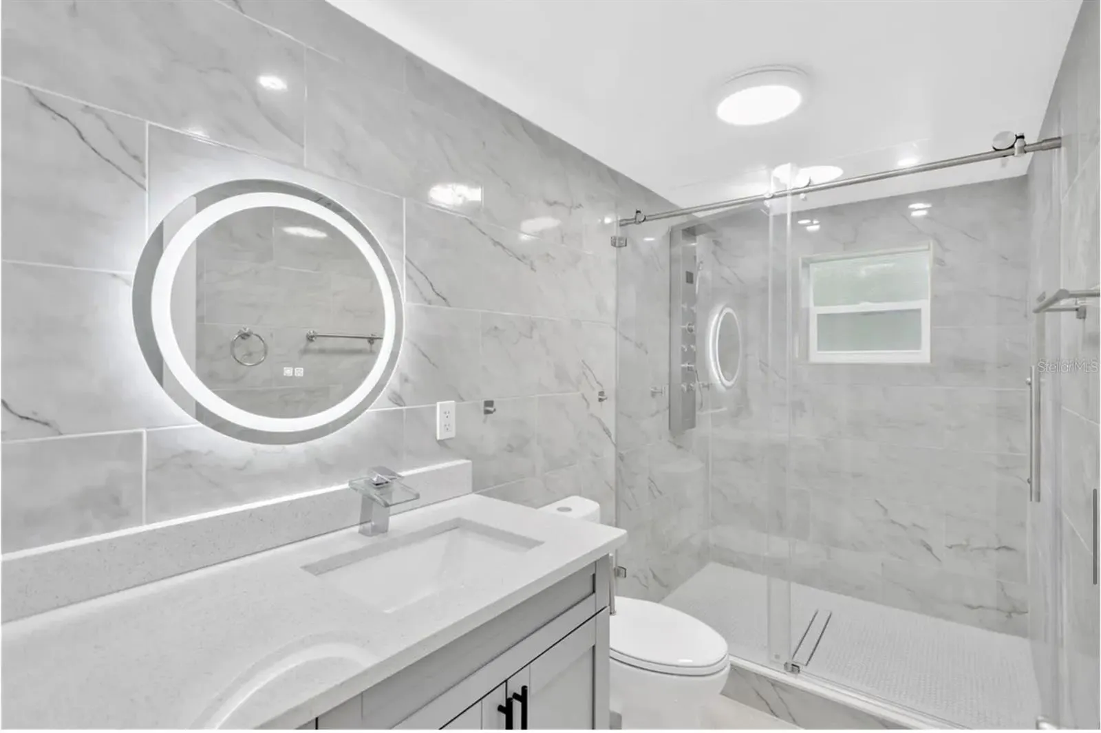302 E 137TH