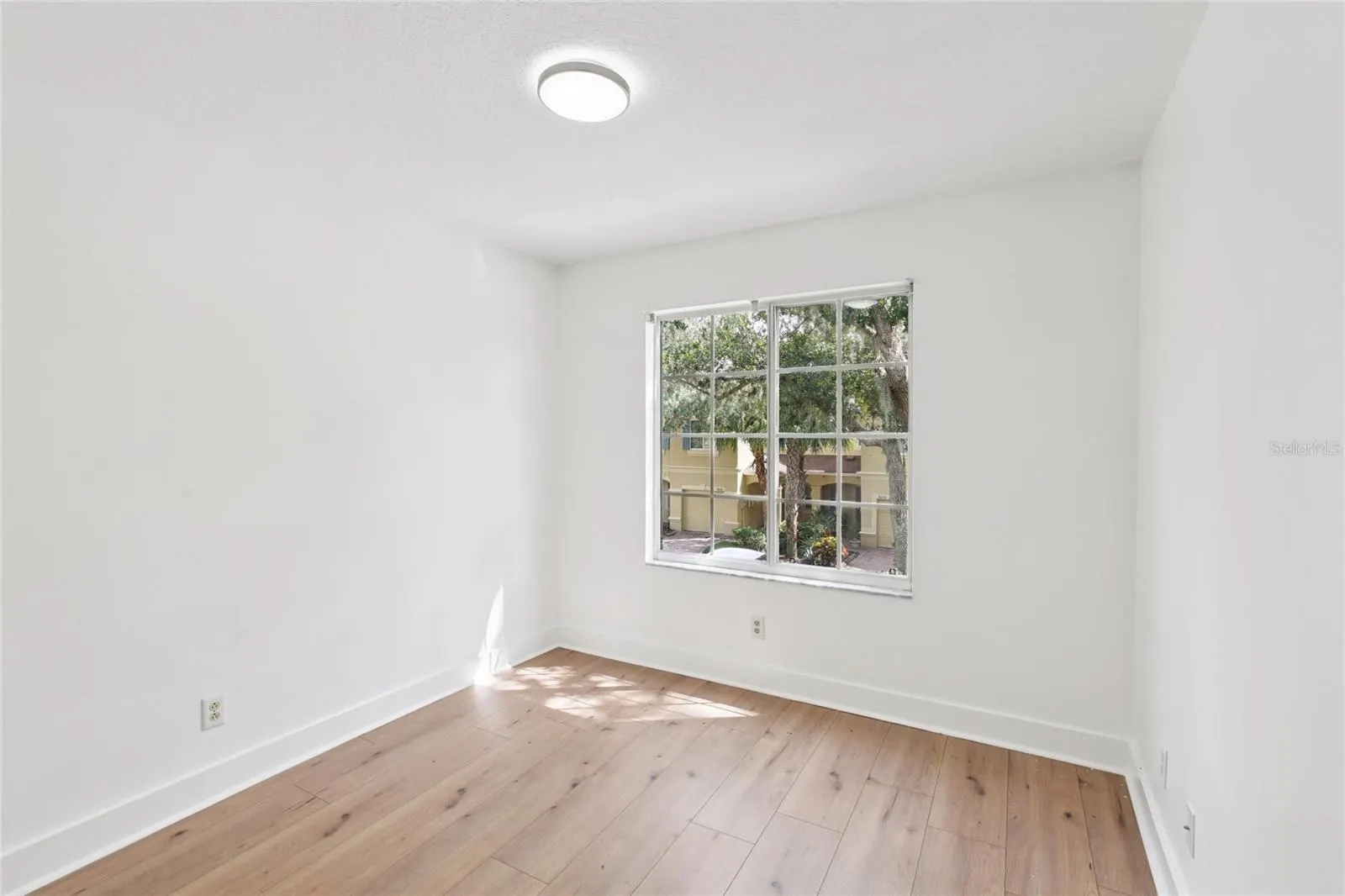 9225 STONE RIVER PL
