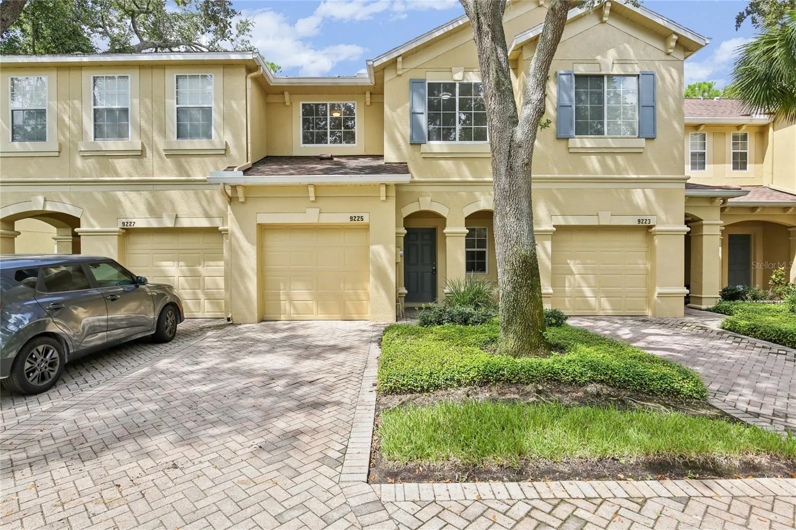 9225 STONE RIVER PL