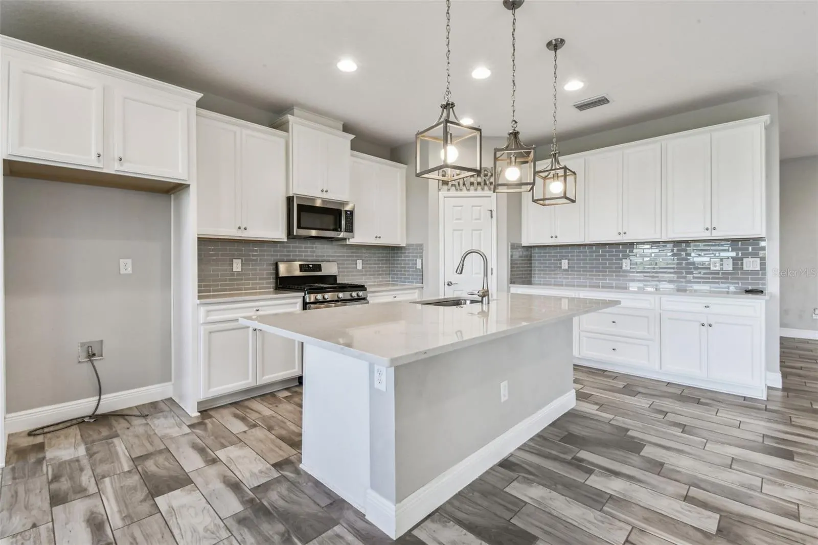 12507 HORSESHOE BEND DR