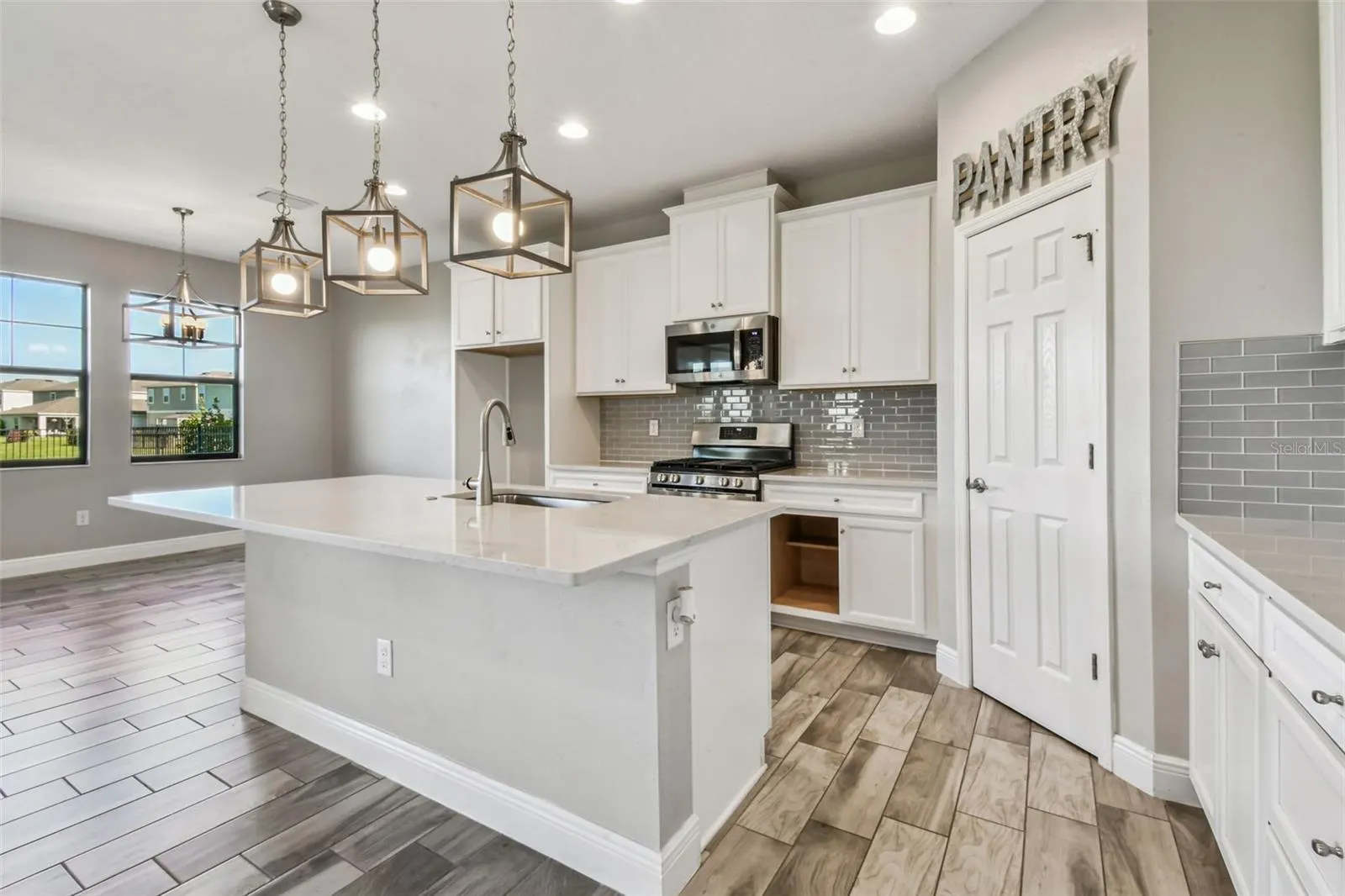 12507 HORSESHOE BEND DR