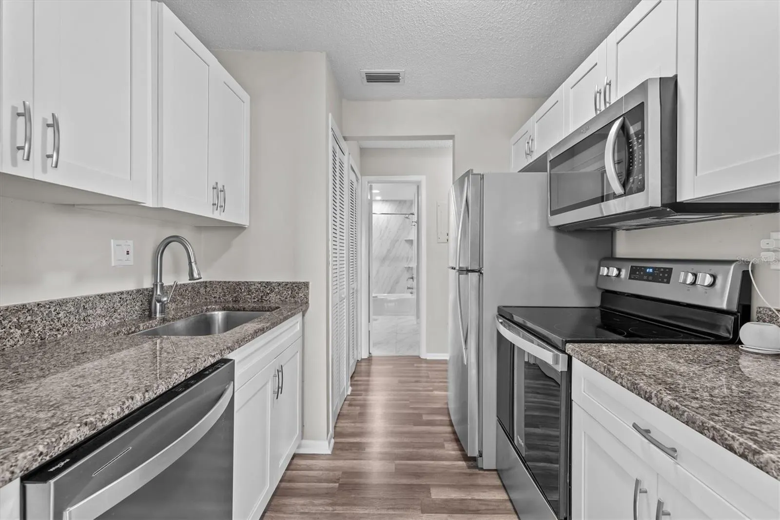 386 MOORINGS COVE DR #6f, #6f