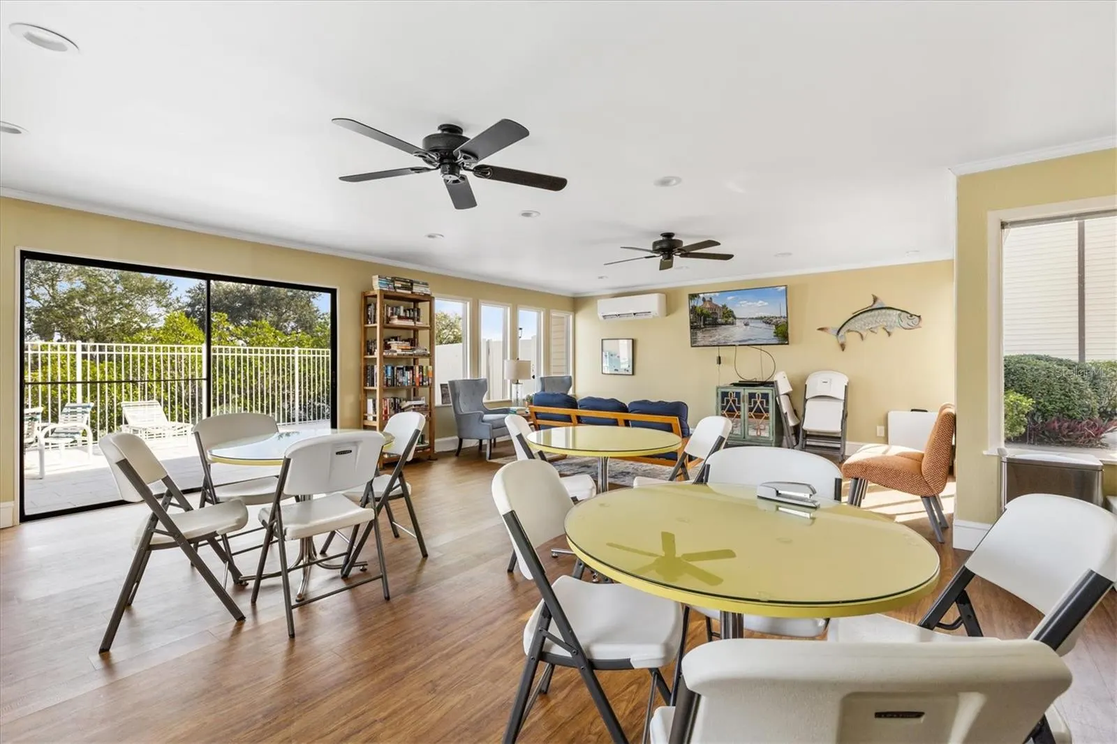386 MOORINGS COVE DR #6f, #6f