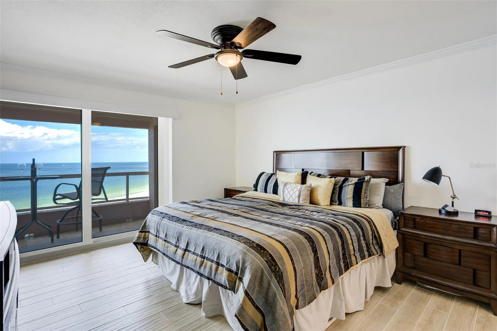 1310 GULF BLVD #15B, #15B